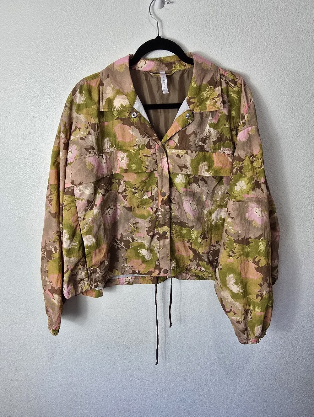 Fabletics floral windbreaker jacket with drawstring waist #outdoor#windbreaker